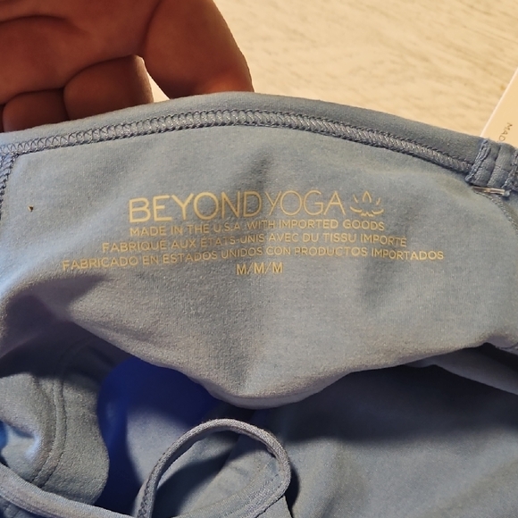 Beyond Yoga Vibrant Blue Crop Top - Picture 4 of 6